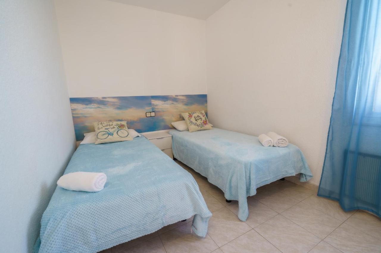 Homeholidaysrentals Nice - Costa Barcelona มัลกรัตเดมาร์ ภายนอก รูปภาพ