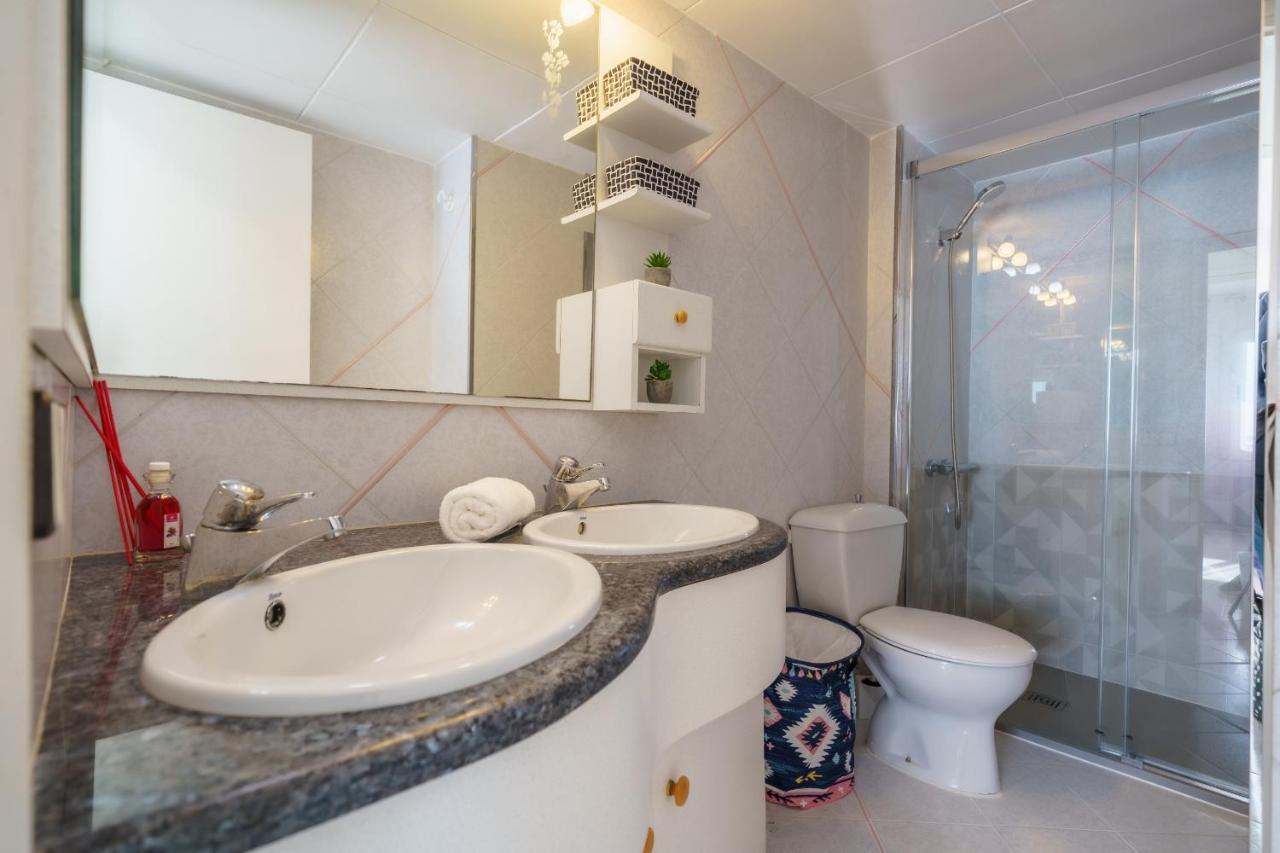 Homeholidaysrentals Nice - Costa Barcelona มัลกรัตเดมาร์ ภายนอก รูปภาพ